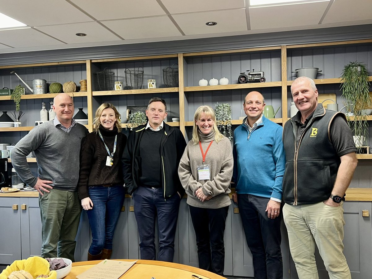 It was an honour to host @NFUtweets President @Minette_Batters recently. We discussed resilience and sustainability, thanks for inspiring us to push boundaries Minette 🙌 #mondaymotivation #britishfarming #backbritishfarming #sustainablefarming #foodsecurity #agriculture