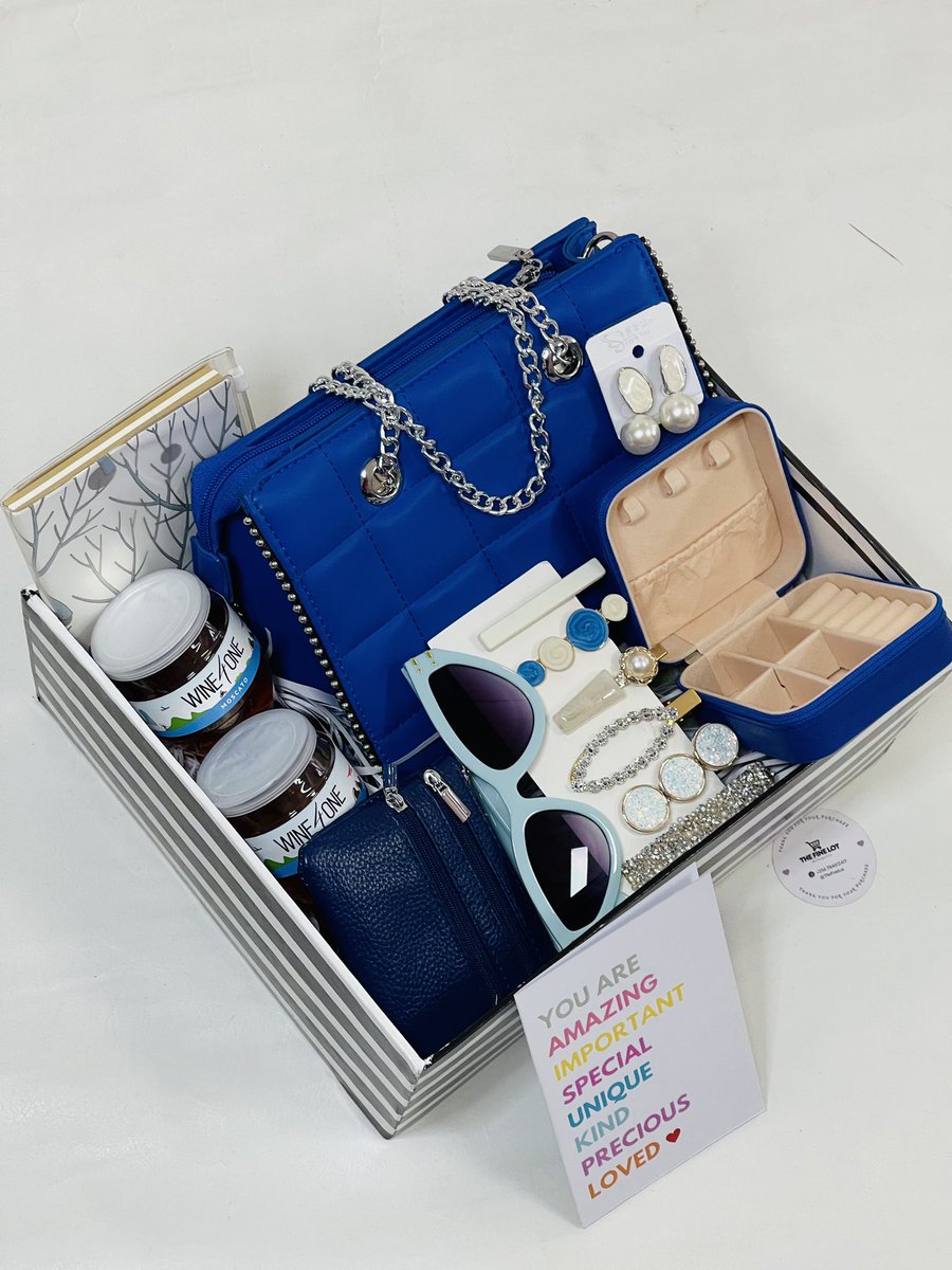 RytahUg's tweet photo. Helping you send love to your favorite people with our wide range of carefully curated gifts.  Gifting made easy in Uganda @thefinelot 

We make packages according to your dudget. 

WhatsApp 0784612417 to order. https://t.co/osiU6Nh9Hl