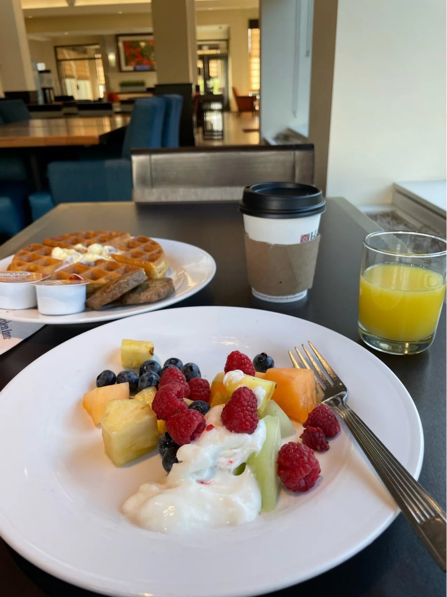 adac6ei3mo's tweet photo. Good Morning!
I'm the last one eating breakfast. I guess everyone went to work already.😅 https://t.co/Ux5iBOgrzX