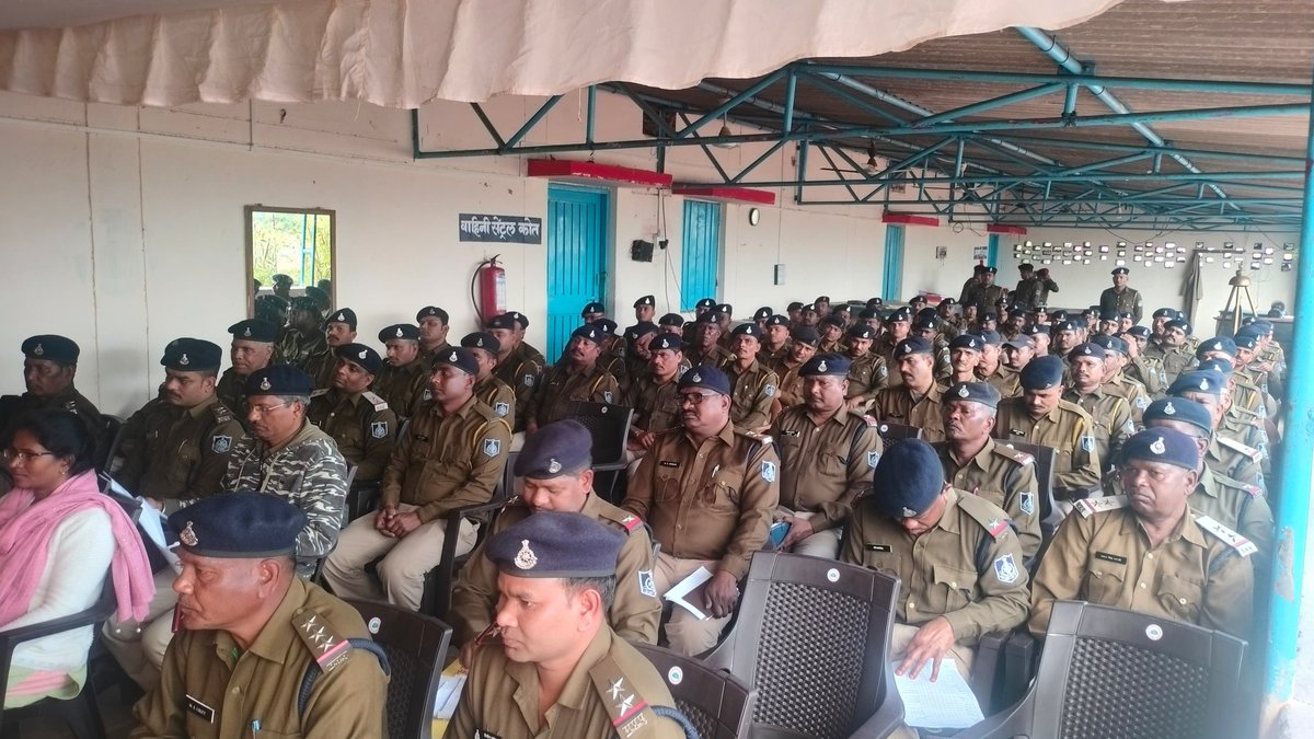 35bnmandla's tweet photo. दिनांक 07.01.2024 को वाहिनी में साख सहकारी समिति की वार्षिक आमसभा का आयोजन किया गया। https://t.co/WospltQjL9