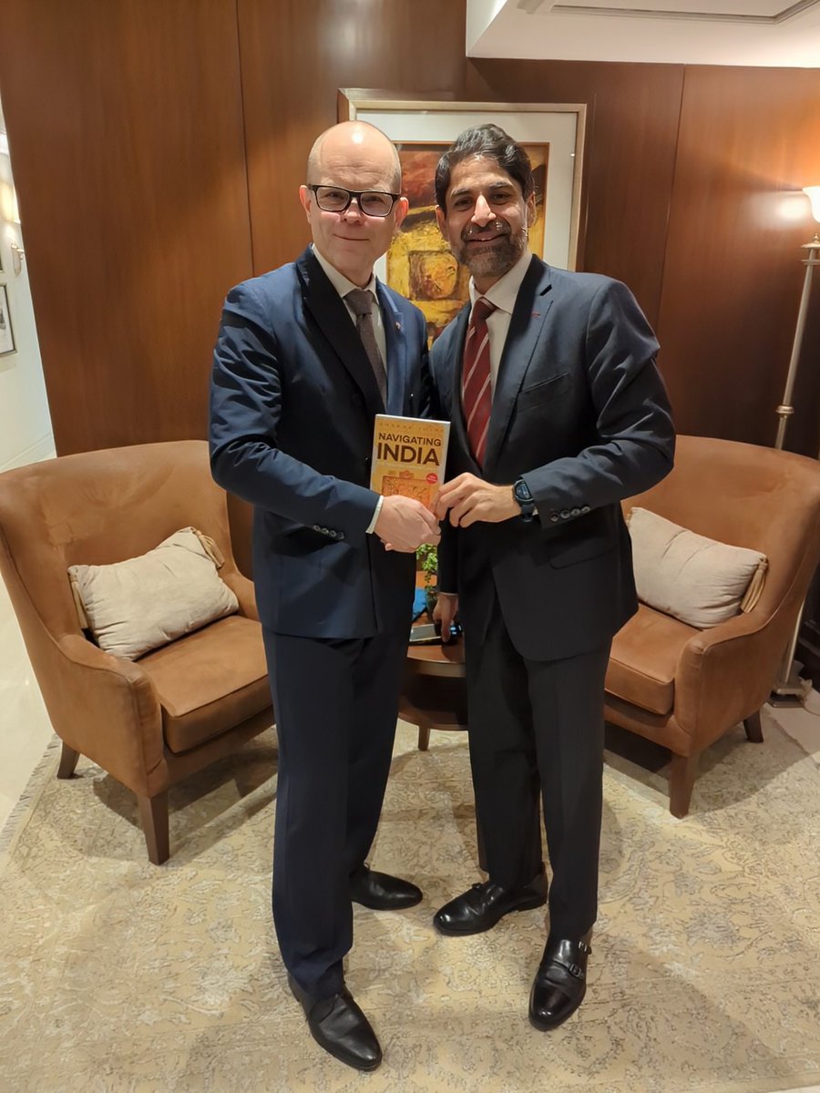 During lunch with local investors I was happy to meet @bharatjoshi_, the author of ’Navigating India’. Having a guide for doing business in one of the largest countries in the world is much welcomed! I believe #Indian market has huge potential for #Estonian companies also.