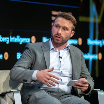 Annesdjkaz's tweet photo. Bloomberg ETF analyst James Seyffart  said that the SEC’s approval of an Ethereum futures ETF means the acceptance of Ethereum as a commodity. https://t.co/p9ZiRARYIh