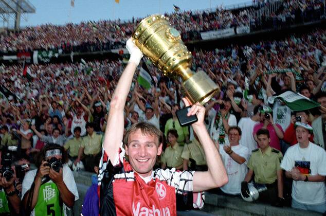 H96Pictures's tweet photo. Alles Gute Roman! 🥳 🖤🤍💚 https://t.co/koE7MJUilB