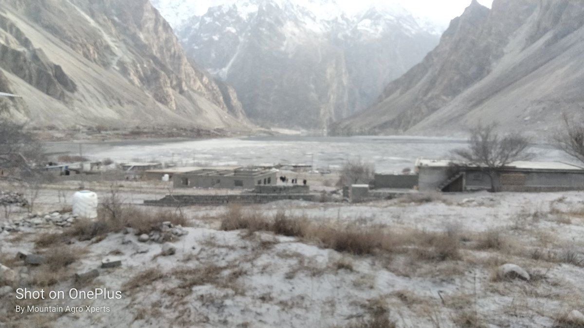 In 2010, Attabad Lake, created by the collapse of a mountain, has become a small desert in 2024.  The process of siltation is reducing the age of its lake.  Perhaps in the next 10 years the entire lake will become a desert۔