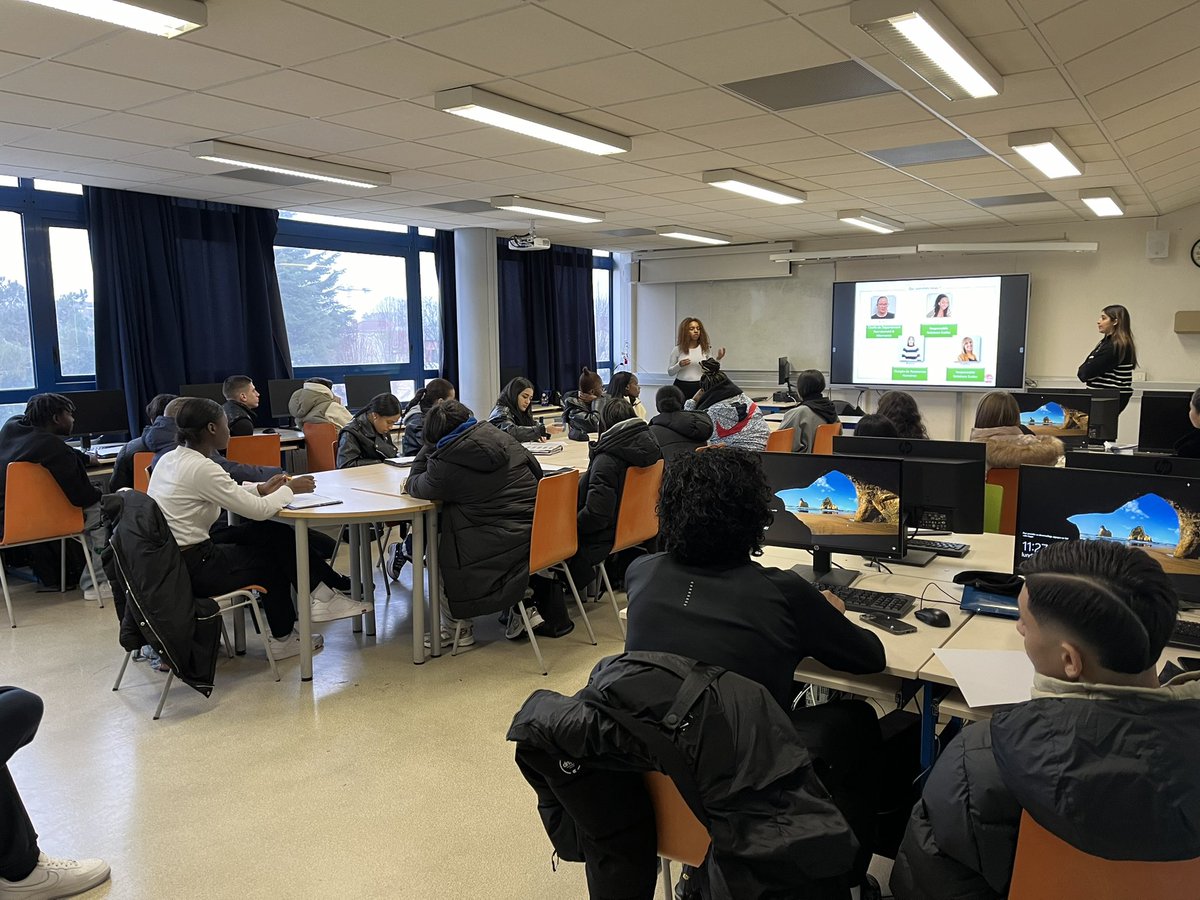 IsabelleHoertel's tweet photo. Présentation de l’entreprise @Monoprix et des conseils pour faire des candidatures au top avec nos élèves de 1agora2, aide pour la préparation de la pfmp qui début lundi prochain #ambition #réussir #motivation  merci Monoprix et surtout merci à Rania et Naomie 👌@0950666h https://t.co/FRagPoaX51