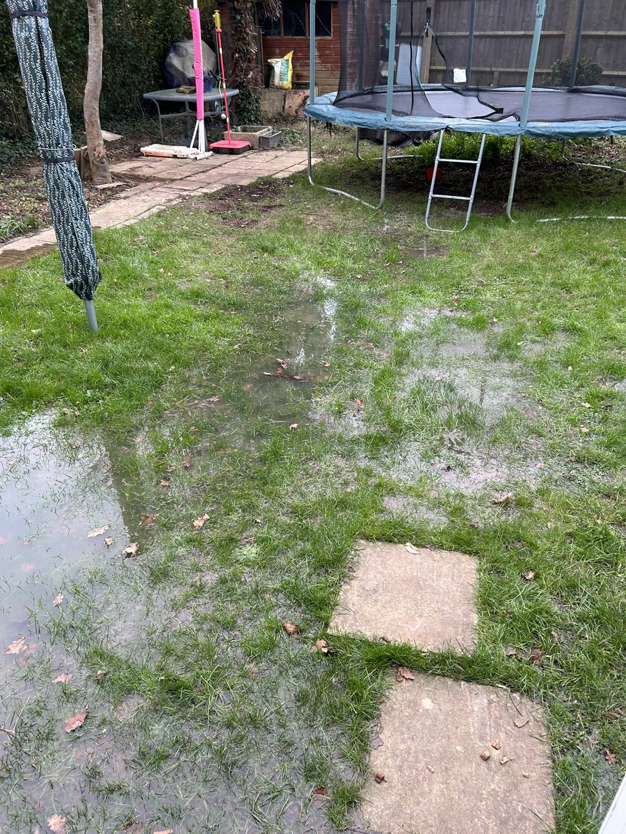crm_eh's tweet photo. @thameswater please help. I have sewage pouring into my garden. The lady on the phone said you’ll
Be here Thursday. It’s Monday. https://t.co/H8lwPNQhTU