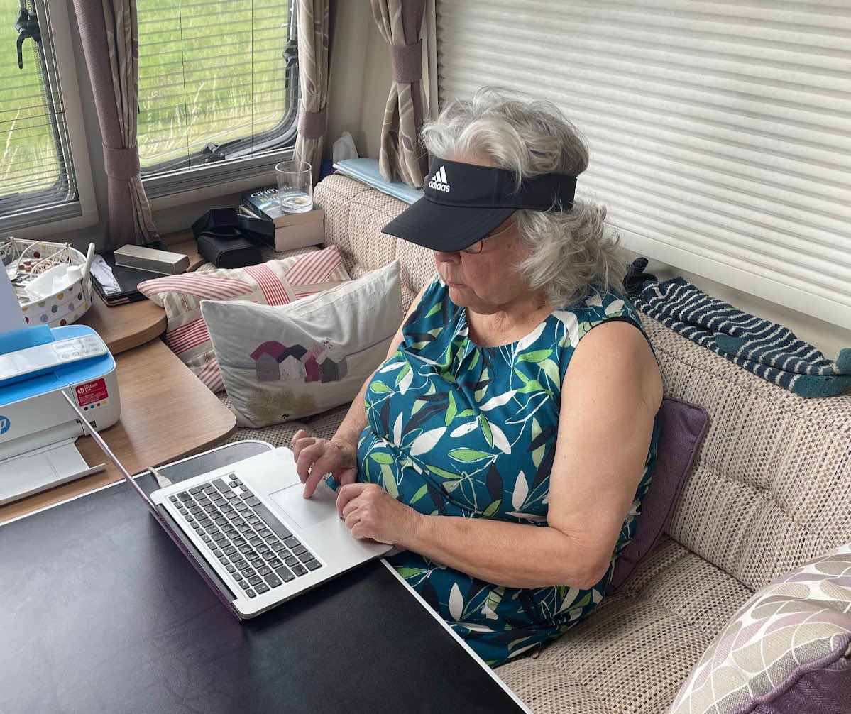 georgiawrites's tweet photo. Beat the #monday #januaryblues with this lovely blog from #indieauthor @lizzie_lamb 

https://t.co/ZRpjnxjDgT

@mondayblog #caravan #writingcave #writingtips #RomanceReaders https://t.co/fjQXPvg0Tm