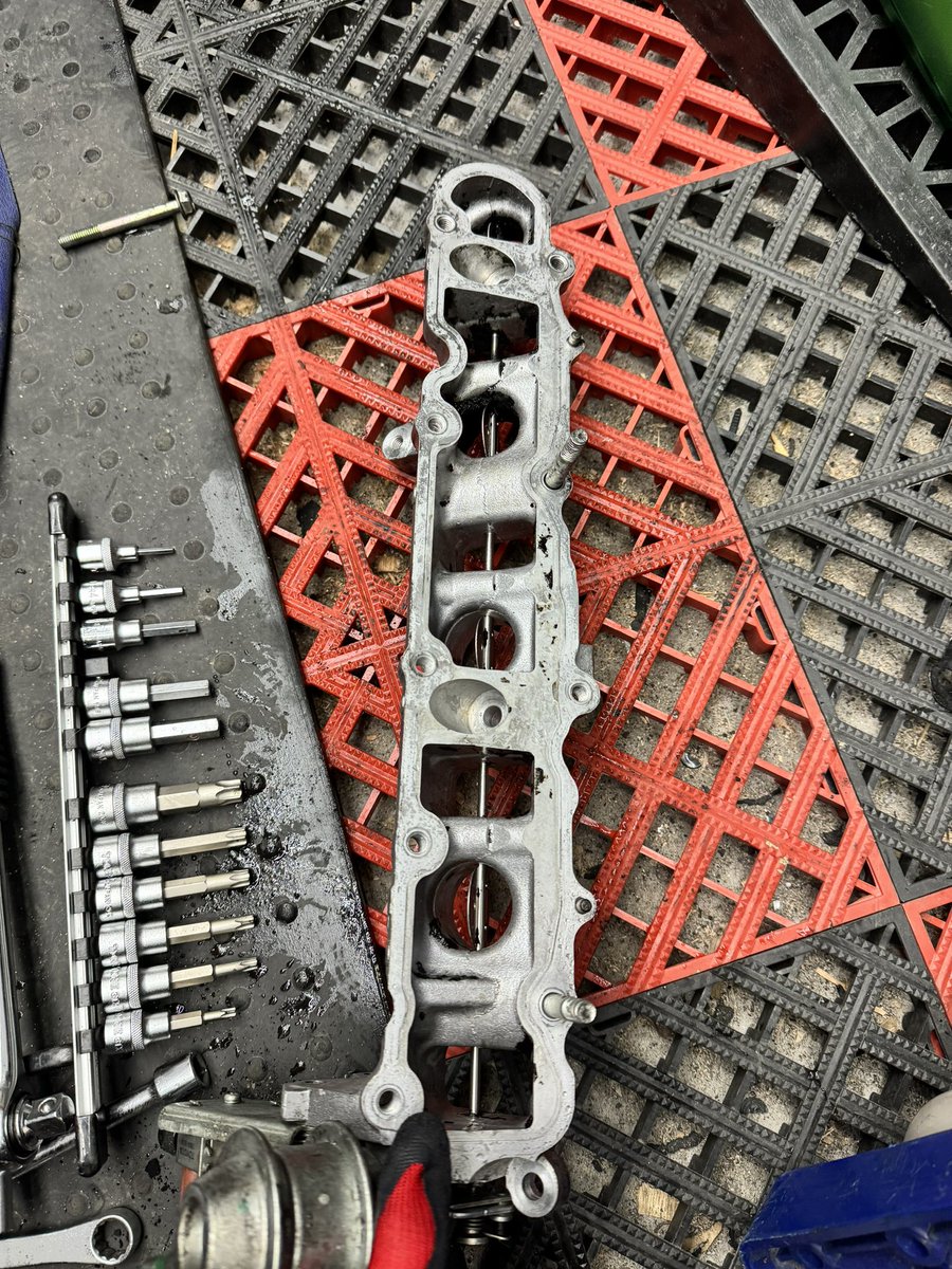 06BASE Factory tweet media