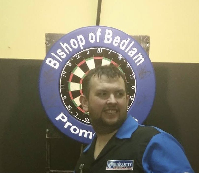 RealShanCothi's tweet photo. I ni’n mynd i fyd y DARTS bore ma ar Bore Cothi @BBCRadioCymru da Bedwyr Davies sy’n rhedeg Academi Ddartiau BEDLAM yn Llanbed! Bullseye amdani de?? #limerig #BoreCothi Bedwyr yn sgwrsio nesa 👍👌 https://t.co/sDXrHeGM6g