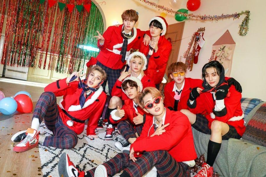 SuperStar Stray Kids Christmas Do it トレカ SuperStar Stray Kids
