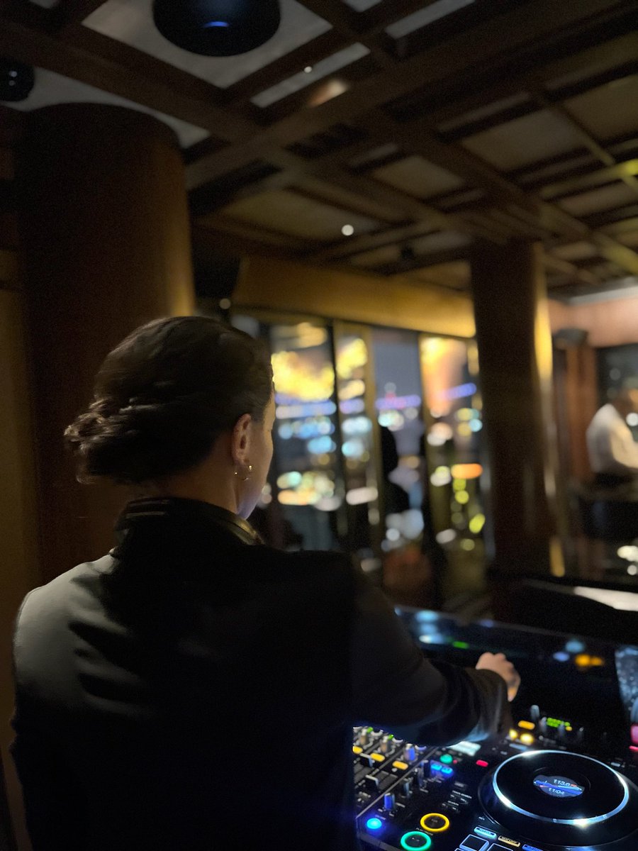 polkamusicpro's tweet photo. DJ Performans @FenzIstanbul #istinye 

#dj #djlife #djset #fenz #istanbul #turkey #turkiye #finedining https://t.co/uQPl0lVYiG
