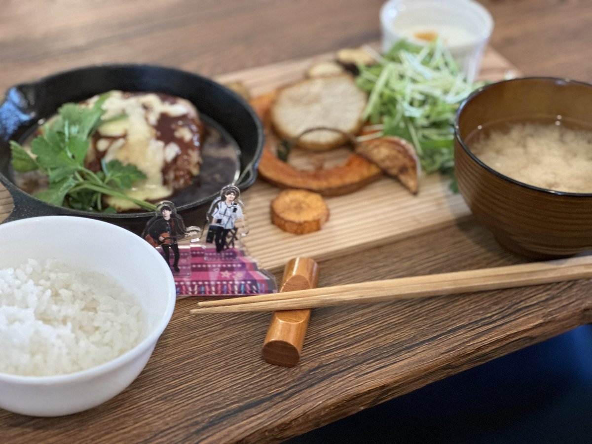 noriko0705NA's tweet image. 明日からお仕事なので今日は少し前に帰って来てこたつでのんびり、🤗

今日も楽しい時間過ごして来ました😊

明日から現実頑張ろう🖐🏻

大好きなお店でランチ😋

#MIXCAFE