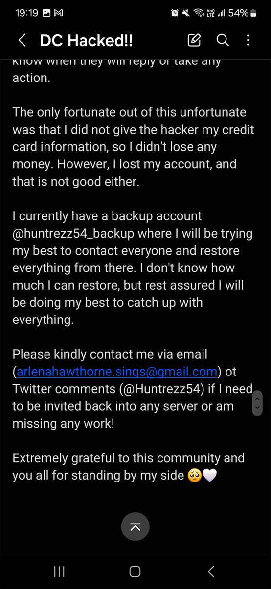 Huntrezz54's tweet image. [IMPORTANT]

tl;dr: my old discord (Arlena Hawthorne#0807) got scammed and hacked, please contact me through email (arlenahawthorne.sings@gmail.com) or my new discord (@huntrezz54_backup) for anything and everything! 

stay safe! do not interact with my old account whatsoever