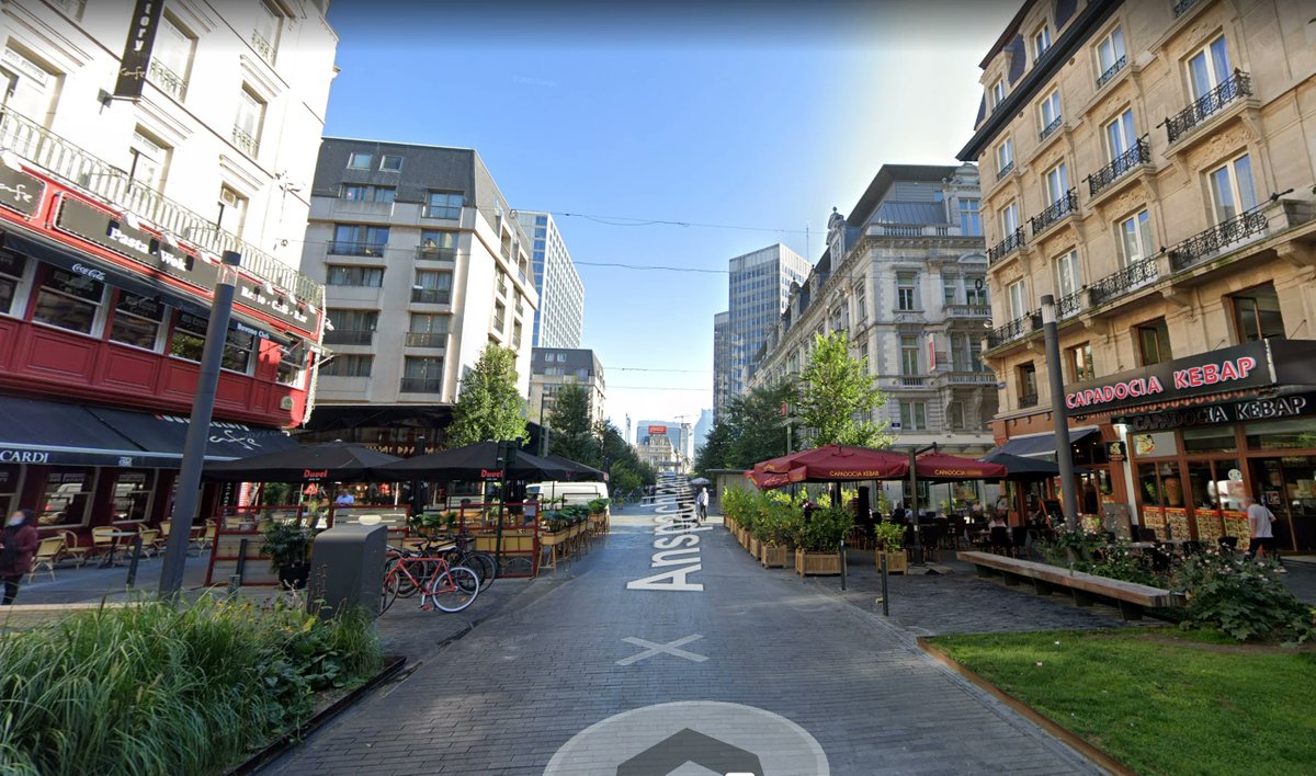 12 years ago people in Brussels demanded fewer cars by having a giant picnic on the city's central motorway.

This is an election year - what are you going to do to demand a better neighbourhood?