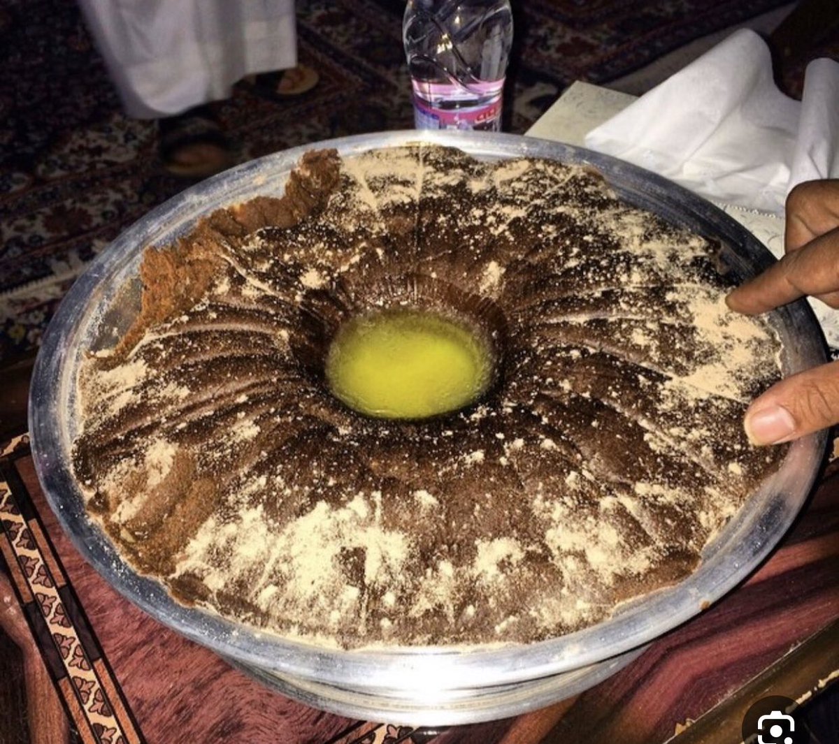 متعب النصار (@mt3bn) on Twitter photo <a href="/SaudiNews50/">أخبار السعودية</a> البكيلة : عبارة عن تمر حلوة الجوف معجون بالسمح والسمن
والسمح هو نبتة لاتنبت إلا في منطقة بسيطا بالقرب من طبرجل
طبعًا ننطقها : البتسيلة <a href="/SaudiNews50/">أخبار السعودية</a> البكيلة : عبارة عن تمر حلوة الجوف معجون بالسمح والسمن
والسمح هو نبتة لاتنبت إلا في منطقة بسيطا بالقرب من طبرجل
طبعًا ننطقها : البتسيلة