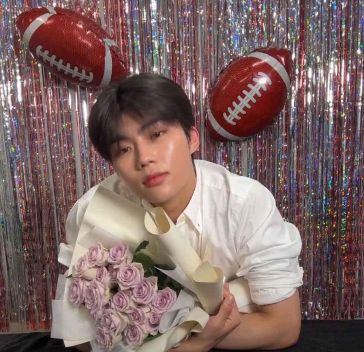 geunwuk's tweet image. gunwook photo time 🐻📸🤍