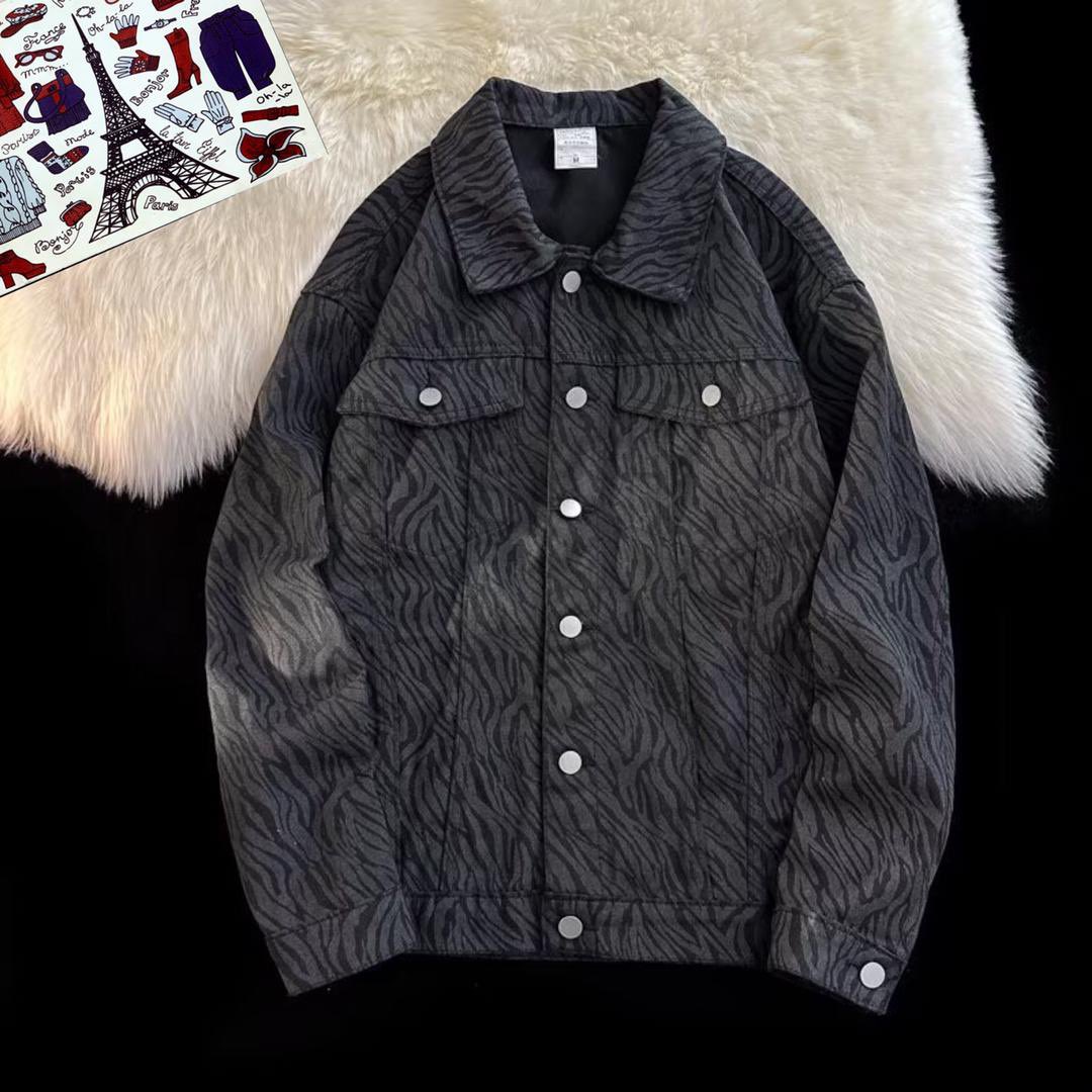 GentlemansNg's tweet photo. Bundle up in style with these jackets 

🧥:L-XXL
🏷️: 25,000 naira 

Crypto payment accepted 🪙 https://t.co/wslEmIbckg
