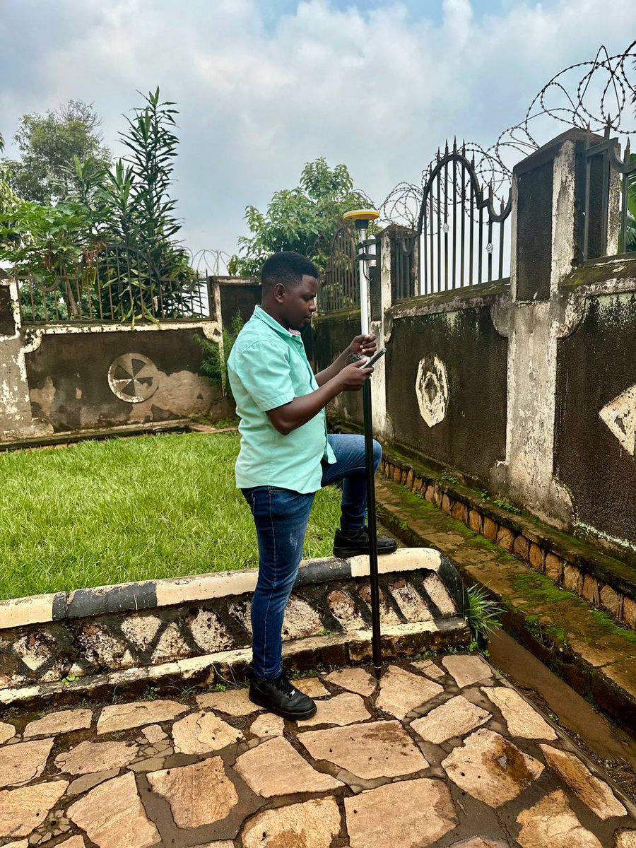 Ujamaafdn's tweet image. Exciting times at Ujamaa Foundation as our dedicated team gears up for a crucial training session! 🌍 Today, we&apos;re preparing to embark on the transformative journey of land mapping for customary ownership in Namutumba district. Ready to make a positive impact! #LandMapping