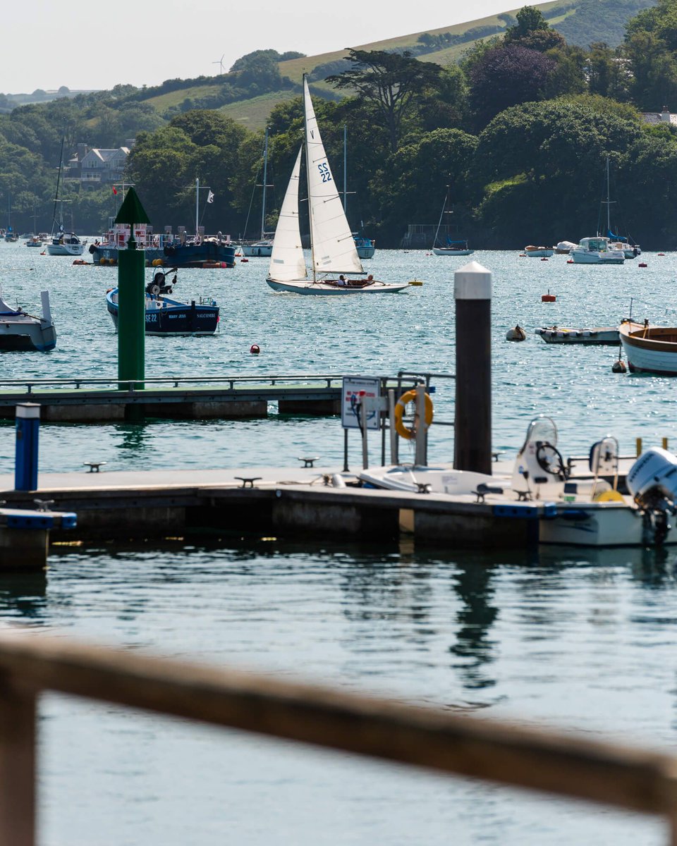FinestStays's tweet photo. Anyone else dreaming of a Salcombe summer already...? ⛵️ https://t.co/Wf0lAYmXuf