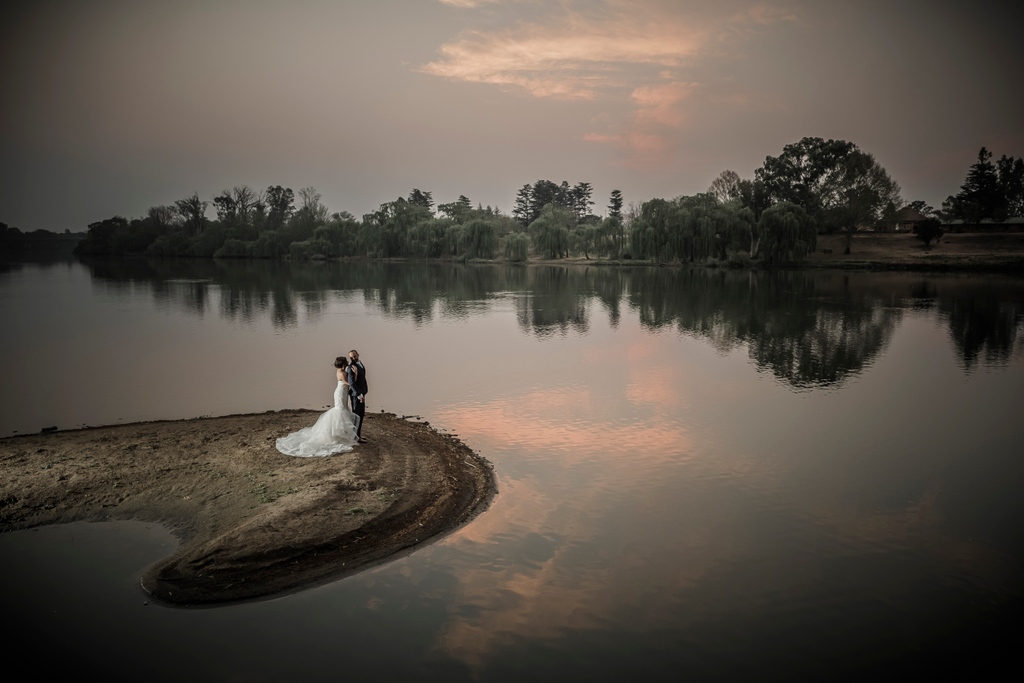 PetrusAsmith's tweet photo. #alexandersmithphoto #tellingstoriesdifferently #creativeweddingphotography #bridetobe #coupleshoot #engaged #engagement #engagementphotos #engagementring #weddinginspiration #weddingphotographer #weddingplanning #wegettingmarried #wifetobe #engagementphotographer https://t.co/9E2Wh3L4HN