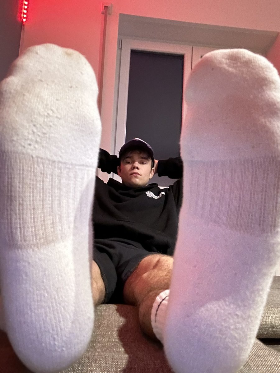 Ab jetzt gibt es noch heißere Bilder auf Onlyfans😈🥵💦
Na los du Fotze verpasse die Chance nicht‼️

onlyfans.com/cashmasterjona

#findom #fendom #cash #drain #of #onlyfans #master #socks #feet #dom #onlyfansboy