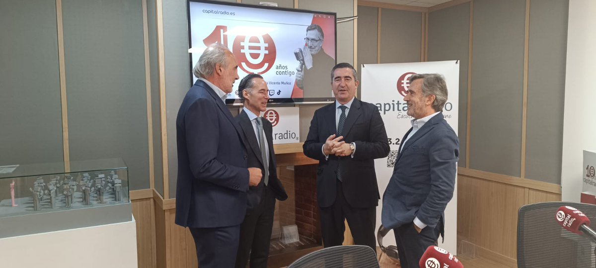 👋 Terminamos <a href="/ForoRRHH/">Foro Recursos Humanos</a>  en <a href="/CAPITALRADIOB/">Capital Radio</a>

👏Gracias a <a href="/Fundmashumano/">Fundacion Máshumano</a> <a href="/Sagardoy/">Sagardoy Abogados</a> <a href="/plafajardo/">Plácido Fajardo</a> <a href="/GSK_ES/">GSK España</a> <a href="/Toyota_Esp/">Toyota España</a> <a href="/bancosantander/">Santander</a> <a href="/LineaDirecta_es/">Línea Directa</a> <a href="/LLYC_Global/">LLYC</a> <a href="/Aedipe/">AEDIPE</a> <a href="/Vocento/">Vocento</a> <a href="/Capgemini_ES/">capgemini_es</a> <a href="/ISS/">ishaan</a> <a href="/santalucia_seg/">Santalucía Seguros</a> <a href="/la_Mutua/">Mutua Madrileña</a> <a href="/Airbus/">Airbus</a> <a href="/ISS_ES/">ISS Facility Services España</a> @aranzadi_esp <a href="/volotea/">Volotea</a> y DoValue Group.
