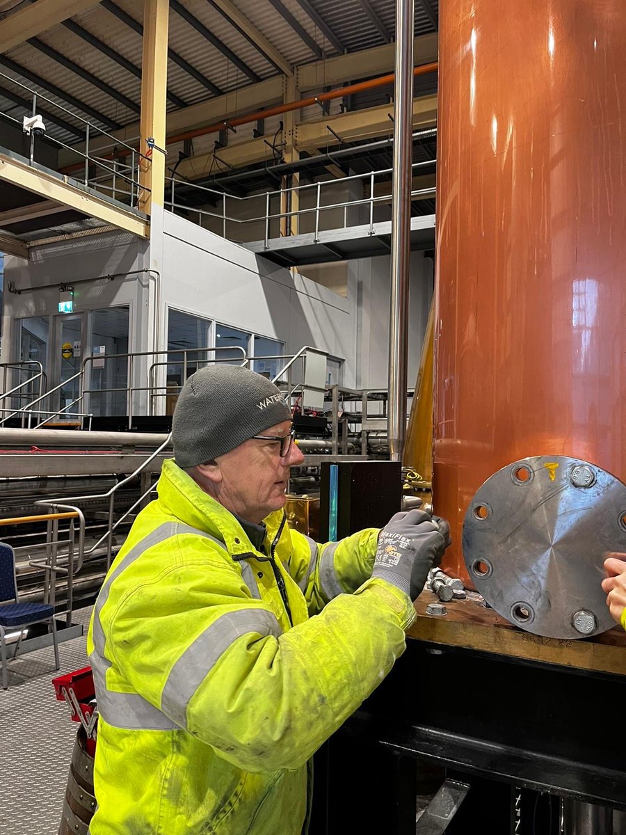 WaterfordWhisky's tweet photo. Distillery in TLC mode until the annual distillation cycle recommences in a few weeks. Wash still condenser getting its spa treatment today c/o Joe and Isaac. https://t.co/WYJonWhO9o
