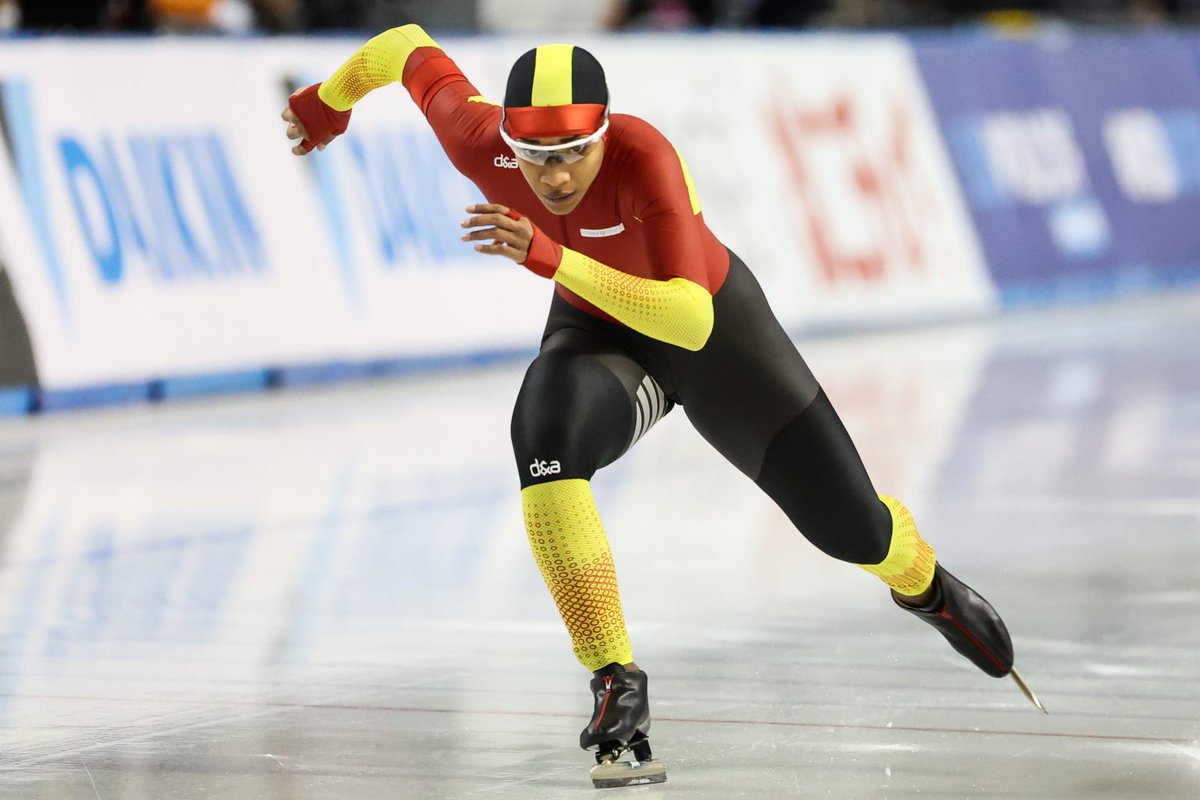 ❄️⛸️ L'Europeu absolut de patinatge de velocitat sobre gel es tanca amb doble participació pratenca: 🐔@NLlopPodium és 8è als 500m i 16è als 1.000; Luisa González és 16a als 500m i 19a als 1.000m elprat.digital/2024/01/08/nil… 📸 ISU