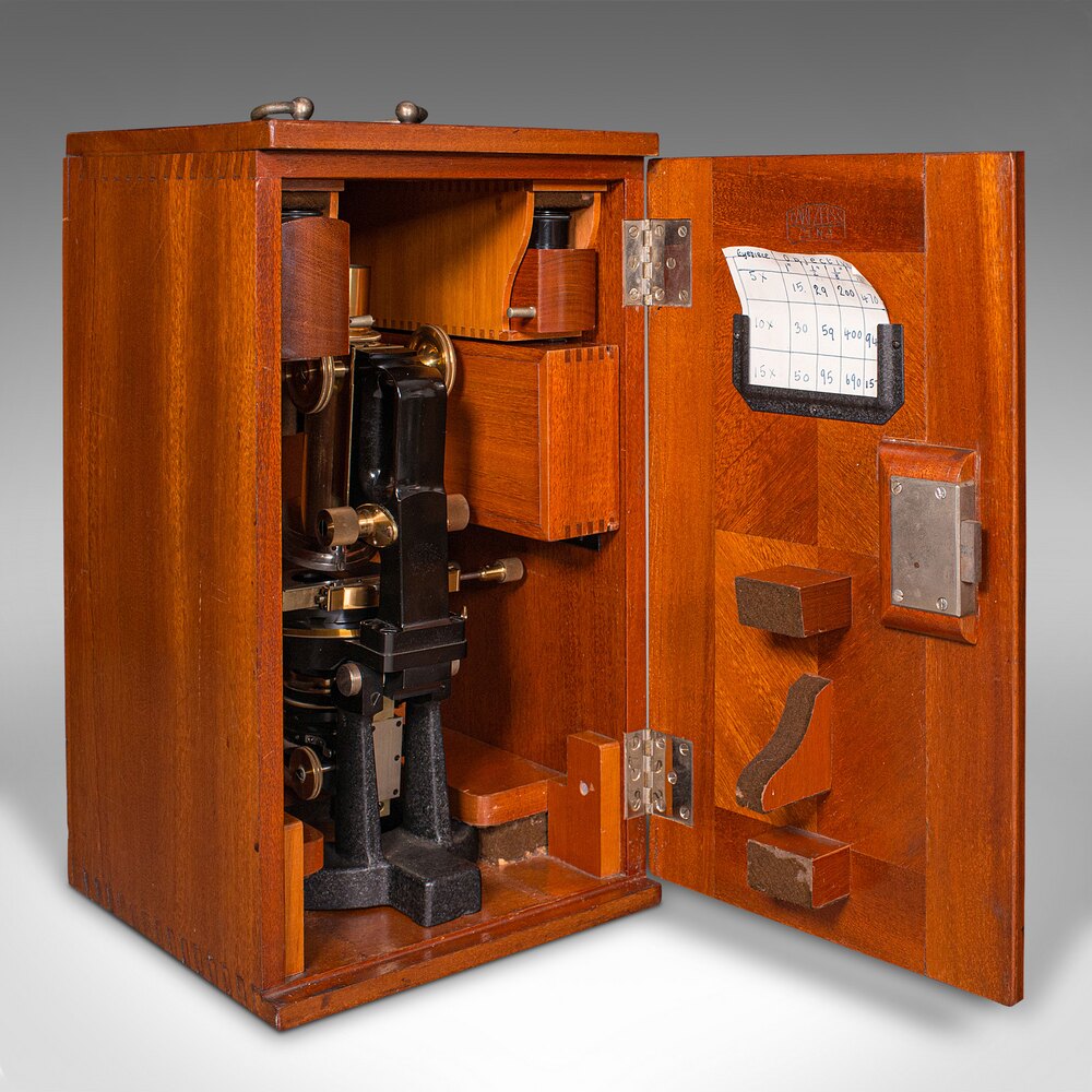 antiques_atlas's tweet photo. For sale on Antiques Atlas is this #Antique Laboratory Microscope, German, Scientific https://t.co/N1sdaFNnSx 
From London Fine Antiques @londonfineuk 
#laboratorymicroscope #antiquemicroscope #antiqueinstruments #scientificmicroscope #scientificinstruments https://t.co/uVNHalzk8q