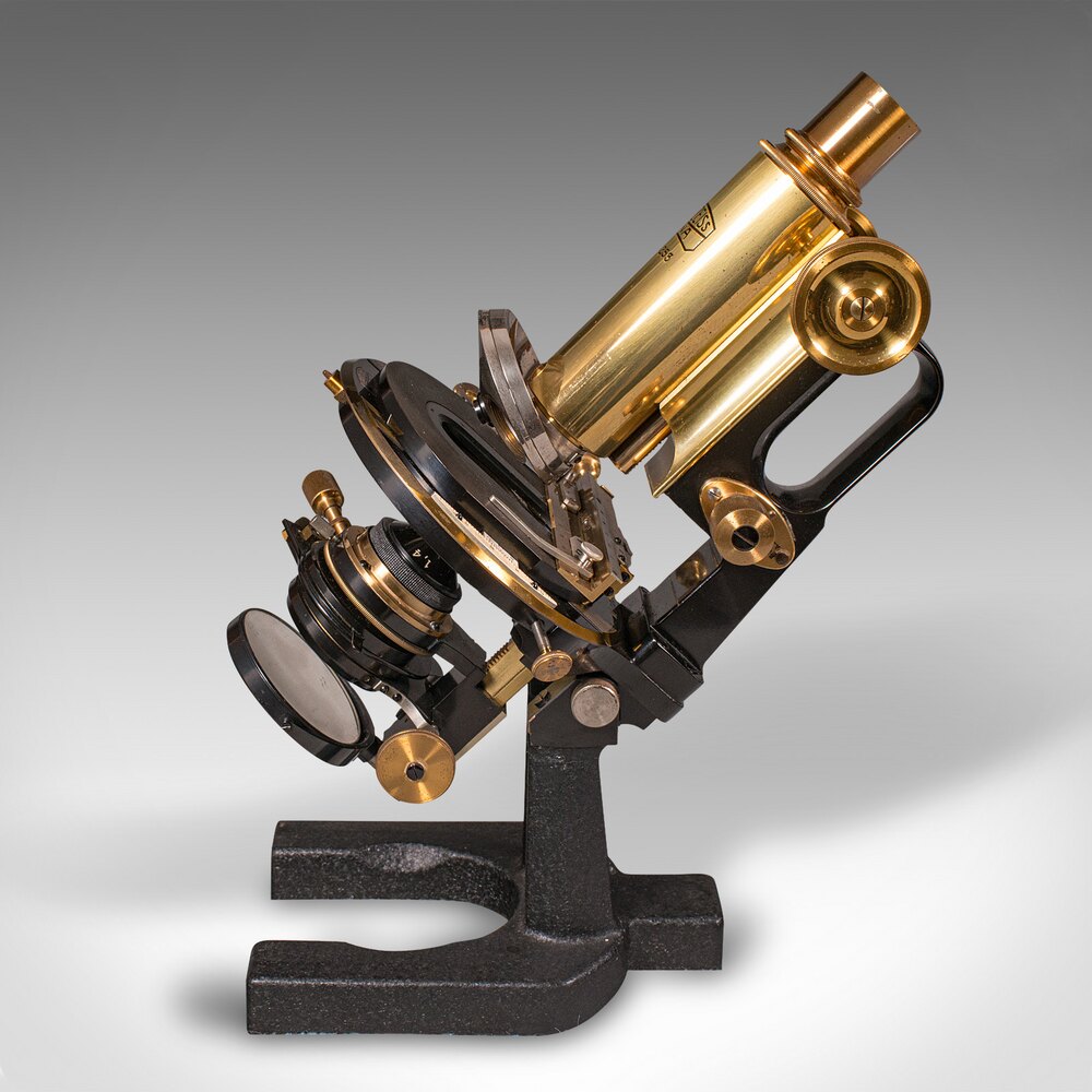 antiques_atlas's tweet photo. For sale on Antiques Atlas is this #Antique Laboratory Microscope, German, Scientific https://t.co/N1sdaFNnSx 
From London Fine Antiques @londonfineuk 
#laboratorymicroscope #antiquemicroscope #antiqueinstruments #scientificmicroscope #scientificinstruments https://t.co/uVNHalzk8q
