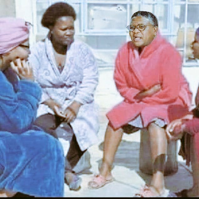 Not Fikile Mbalula Katt Williaming his own team during the people..

Andile Ncube #ChangeStartsNow #AdultingShowmax #UCTHighSchool #Xrepo