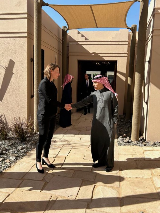 Hanke Bruins Slot (@hankebruinsslot) on Twitter photo Good to meet with my Saudi colleague <a href="/FaisalbinFarhan/">فيصل بن فرحان</a> in #AlUla and to reaffirm the strong and historic ties between our countries. We spoke at length about the latest developments in Israel and the Palestinian Territories, as well as in the wider region. 1/4 Good to meet with my Saudi colleague <a href="/FaisalbinFarhan/">فيصل بن فرحان</a> in #AlUla and to reaffirm the strong and historic ties between our countries. We spoke at length about the latest developments in Israel and the Palestinian Territories, as well as in the wider region. 1/4