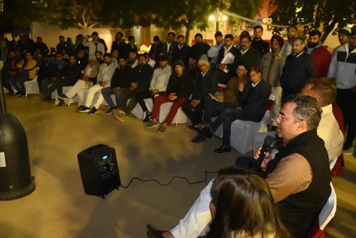 Under the overall supervision of District Magistrate West, "Jan Samwad Programme" was successfully held in Baprola village under Delhi Gramodaya Abhiyan. <a href="/LtGovDelhi/">LG Delhi</a> <a href="/iasnkumar/">Naresh Kumar</a> <a href="/CMODelhi/">CMO Delhi</a> <a href="/PMOIndia/">PMO India</a> <a href="/SinghKinny/">Dr Kinny Singh</a>