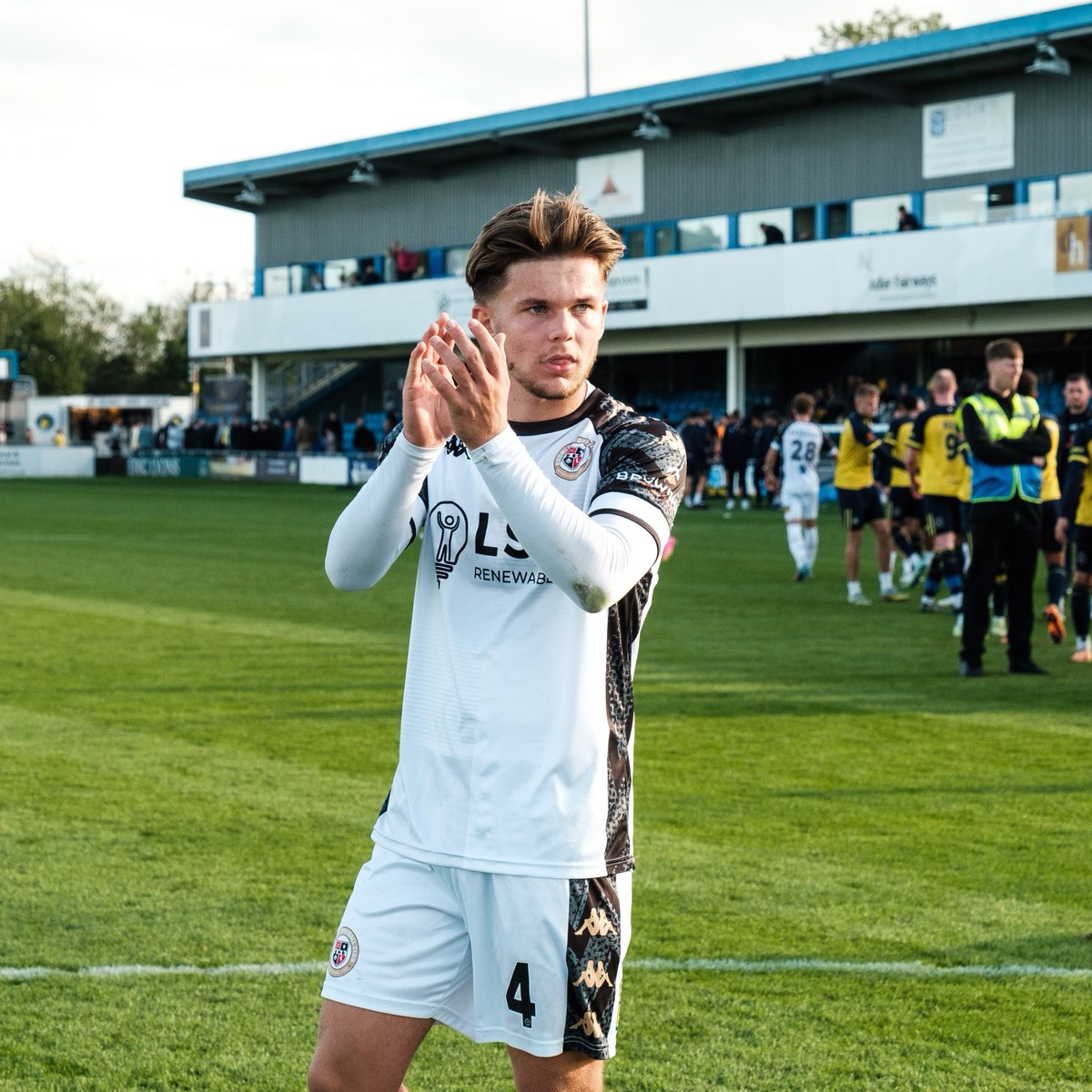 At the conclusion of his loan deal, we can confirm that Lewis Leigh has returned to Preston North End. We thank Lewis for his efforts and wish him all the best for the future 🤝 #WeAreBromley