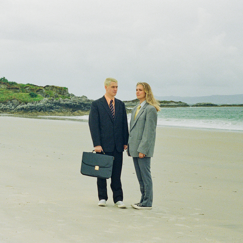 CLASH (@clashmagazine) on Twitter photo Edinbugh duo <a href="/quiethousesband/">Quiet Houses</a> share dream pop gem 'What My Heart Is For' - a lovely piece of fizzing melodic inquisition...
clashmusic.com/news/quiet-hou… Edinbugh duo <a href="/quiethousesband/">Quiet Houses</a> share dream pop gem 'What My Heart Is For' - a lovely piece of fizzing melodic inquisition...
clashmusic.com/news/quiet-hou…