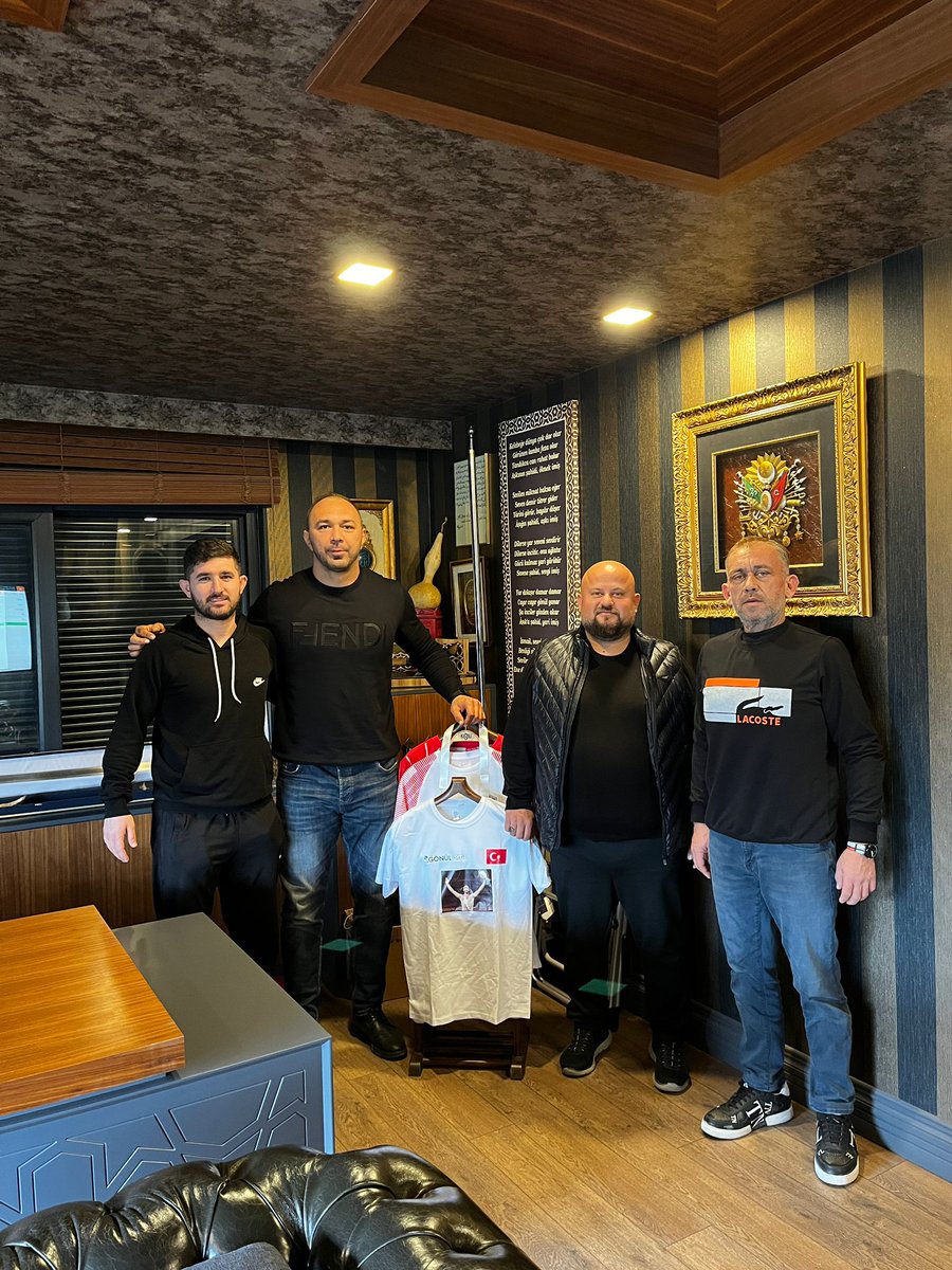 Değerli büyüğümüz,
Varsaklı Gönül İnşaat Yönetim Kurulu Başkanı Ali Abay abimizle 2024 yılı için sponsorluk anlaşması yaptık,
anlaşmamızın her iki taraf icinde hayırlara vesile olmasını diliyoruz.
Atasporumuza vermiş olduğu desteklerden dolayı kendilerine teşekkür ederiz.