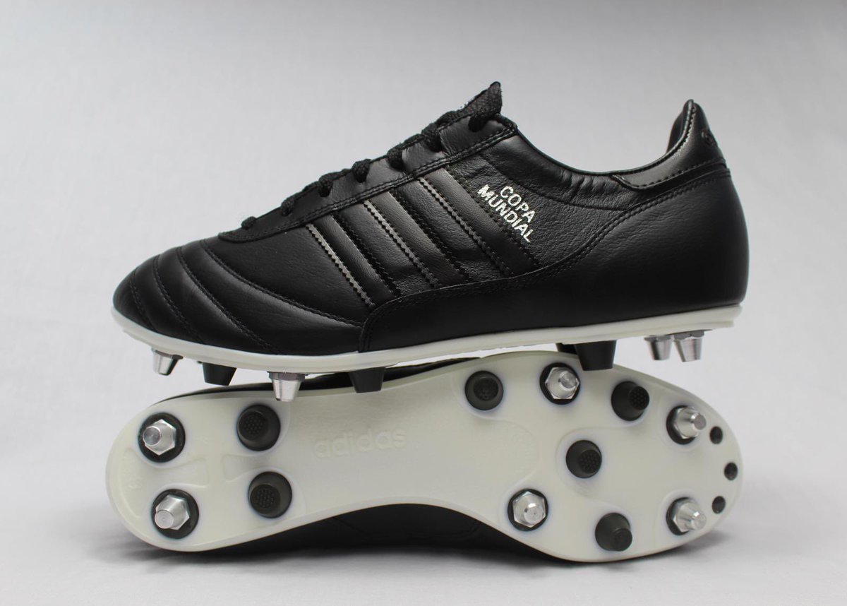 tootsboots tweet media