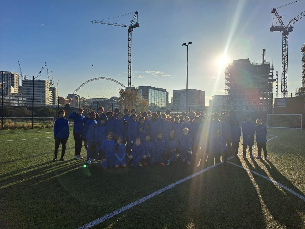 Welcome back!👋
Following the launch of our Ark Football Scholars programme last month, we're looking forward to another action-packed term including basketball, indoor athletics, badminton and table tennis championships! 🏀🏓🏸👟🏅