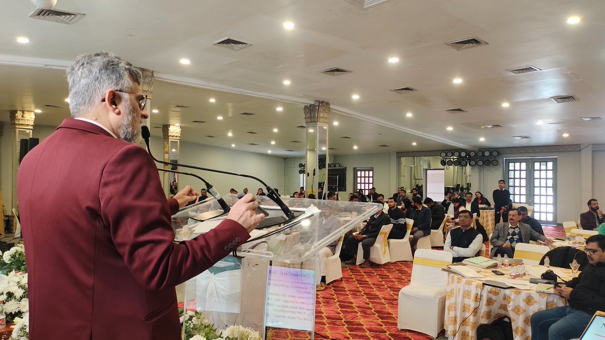 MoRD_GoI's tweet photo. The Annual Livelihood Workshop under #DAYNRLM started today on 8th Jan'24 in #Udaipur #Rajasthan. The workshop saw participation by the Livelihoods team (Farm &amp; Non-Farm) from 32 States/ UTs and Mr. M H Khan, Additional Chief Secretary of the Government of Manipur. #MoRD https://t.co/gk2iPMhpZp