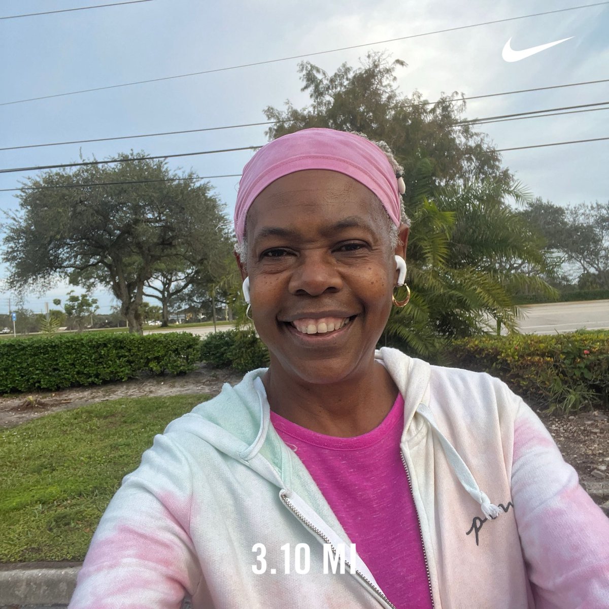 Pat_Montague's tweet photo. Beautiful morning in Davie Florida. #weloverunning #runningmom https://t.co/uJ6nGYKwhE