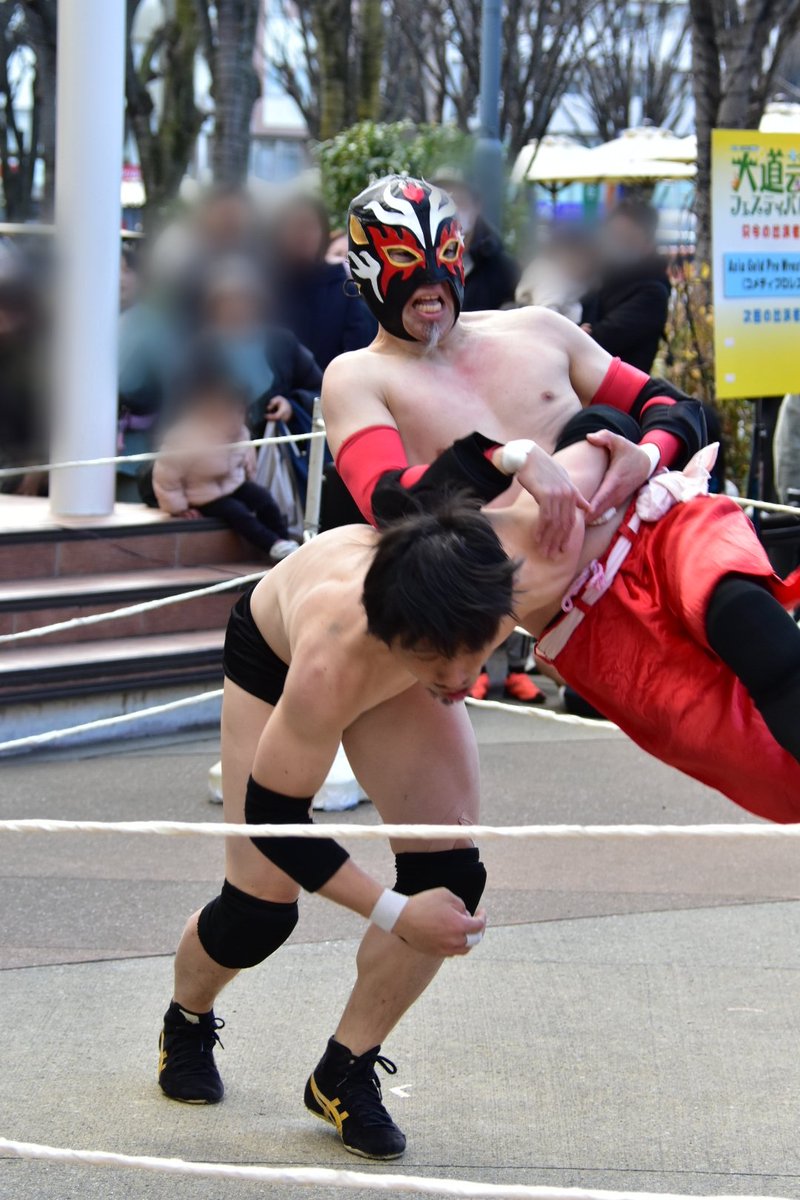 mitsu_0320's tweet photo. 2024.01.07
#さいたま新都心大道芸フェスティバル 
#AsiaGoldProWrestling 
#AGPW https://t.co/sMLgFgcLXh