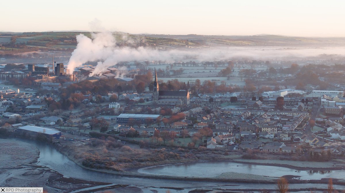 PhotographyRpd's tweet photo. #midleton #dronephotography #coilte #bordfailte #woods #waterways #midletondistillery #holyrosarychurch #eastcork #corkbeo
A few shots of Midleton (in East Cork) during the recent frosty weather https://t.co/a6GLFgdekN