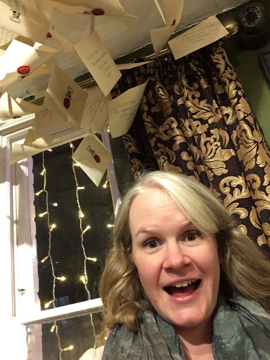 AlohomoraMN's tweet photo. Did you know host Kat collects both Muggle and Gringotts money? She has quite a collection of coins, gold bars, paper notes, and even some Lestrange treasure! #PostsAbouttheHosts #harrypotterfan #harrypotterpodcast #harrypotterfandom #potterheads #harrypotterislife https://t.co/JEeTskKWGq