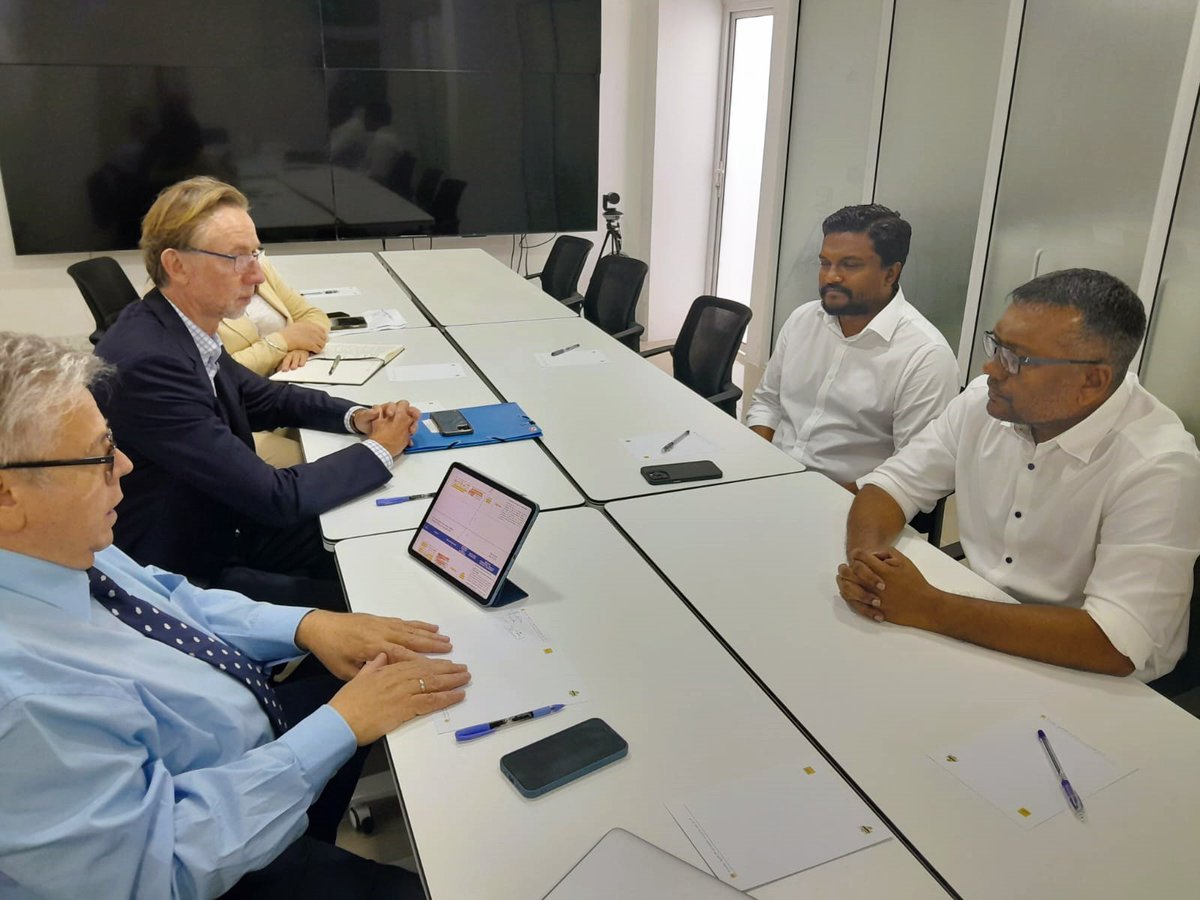 The #EUEOM Chief Observer is back in the 🇲🇻 to present the final report. Ahead of the final report launch to the public tomorrow, he is meeting electoral stakeholders to discuss the prospects for translating the EU's final report recommendations into electoral reform.