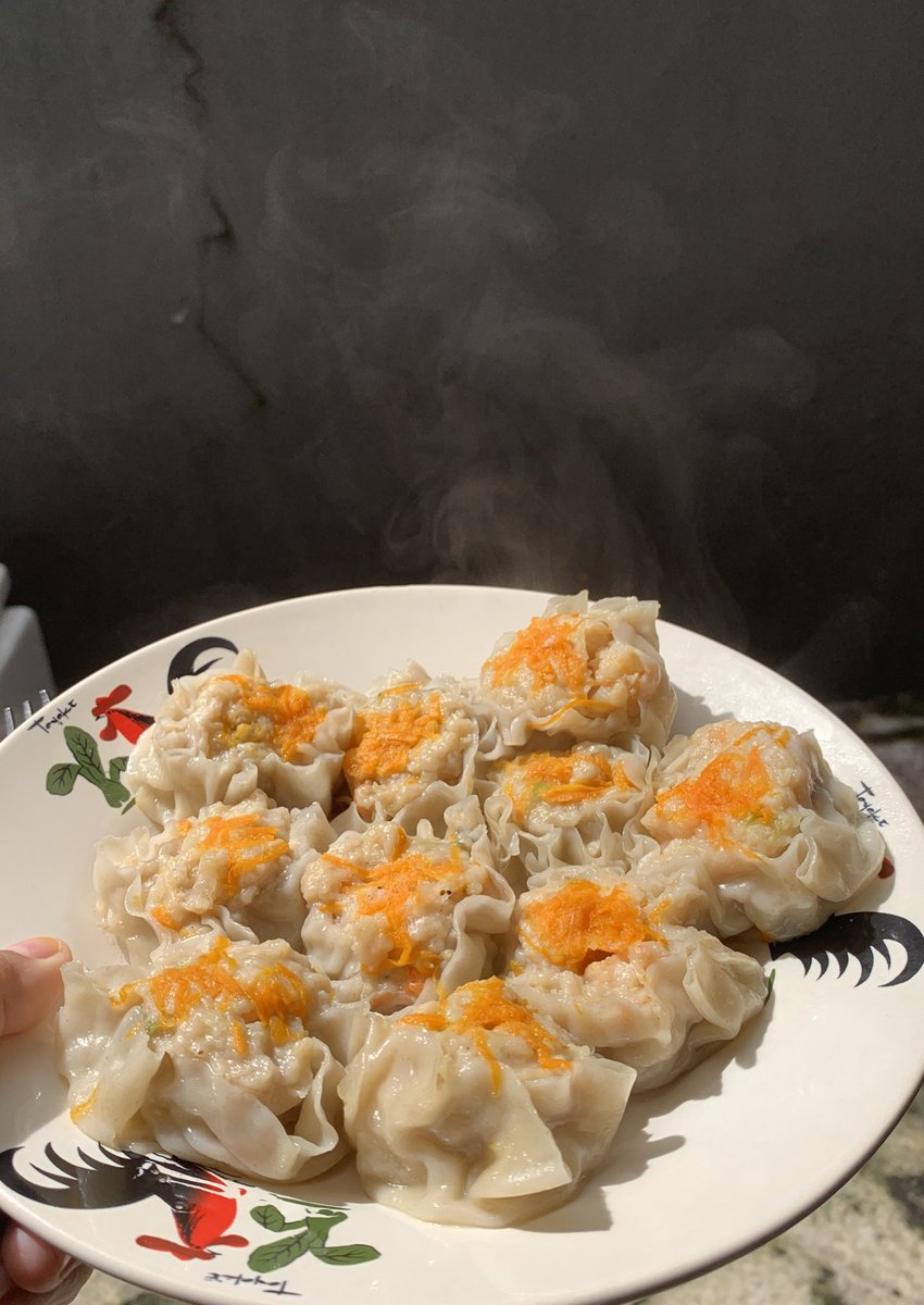 wakacipuy__'s tweet photo. Dimsum ayam udang with chilli oil 🤩🐓🦐

Siapa mau resepnya? Check 👇🏻👇🏻👇🏻 https://t.co/6gld7n4Xou