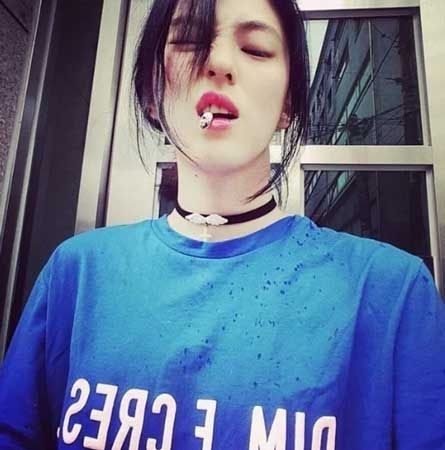 lionarkelus's tweet photo. For me it's calm (smoking) 
@LpmRoleplayer https://t.co/TpZ4zVAtMe