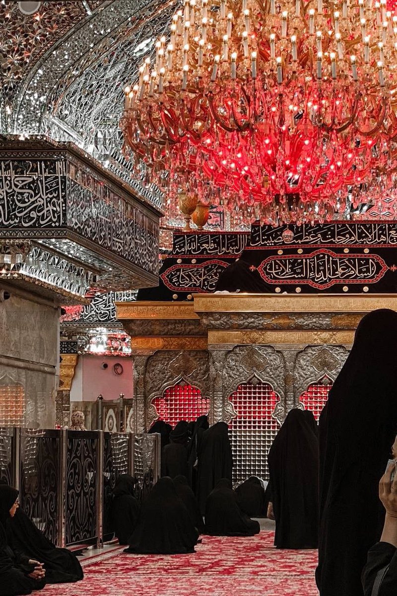Muskan53015601's tweet photo. Mashoor Zamanay Mein Saqqa E Sakina Hai Har Tootay Huye Dill Ka Abbas Waseela Hai Yeh Bab E Hawayej Hai Har Gham Ka Madaawa Hai Har Labb Ka Wazeefa Hai Har Dill Mein Dharhakta Hai Girton Ko Uthata Hai Doobo To Bachata Hai #abbassekehnahai ❤️ https://t.co/PIUo3DAGfD