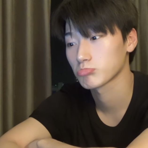 ateezmfs's tweet photo. [AZ] mam kyupuk   goreng kerupuk 
https://t.co/3RE7TBuOlh