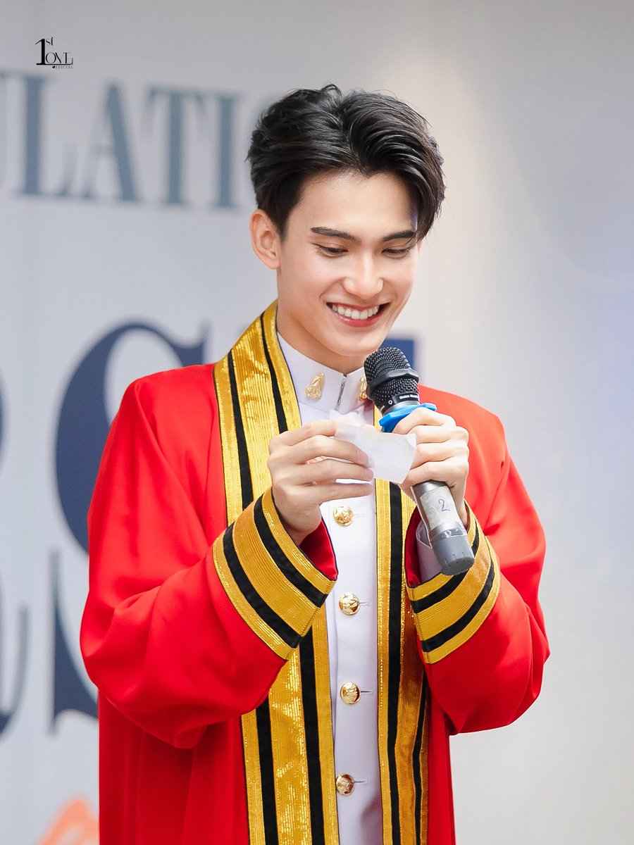 FirstLoveofc_'s tweet image. [2]

#FirstfhGraduationDay 🎓
#First_Chalongrat #รักแรกของเฟริสท์