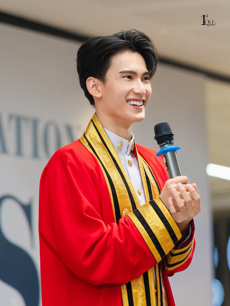 FirstLoveofc_'s tweet image. [3]

#FirstfhGraduationDay 🎓
#First_Chalongrat #รักแรกของเฟริสท์